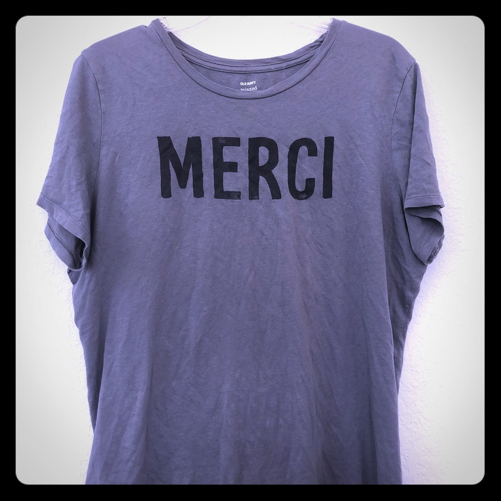 Old Navy French inspired graphic tee